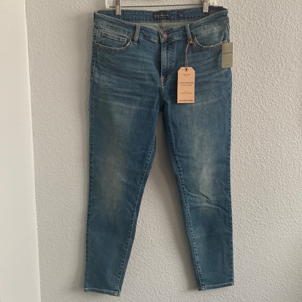 Lucky Brand skinny jeans